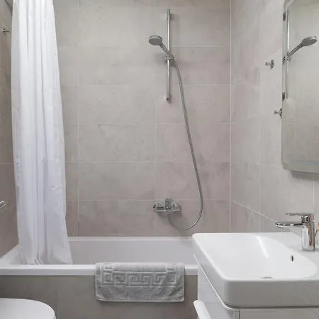 Anni - Modern & Cosy - With Garage & Balcony