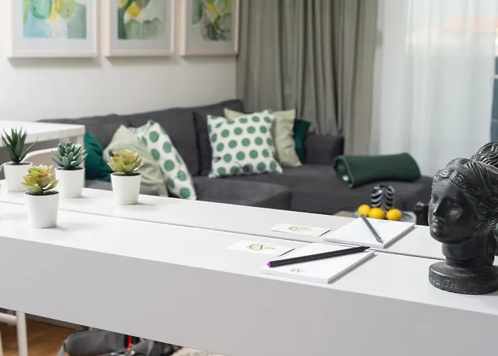 아파트 Anni - Modern & Cosy - With Garage & Balcony