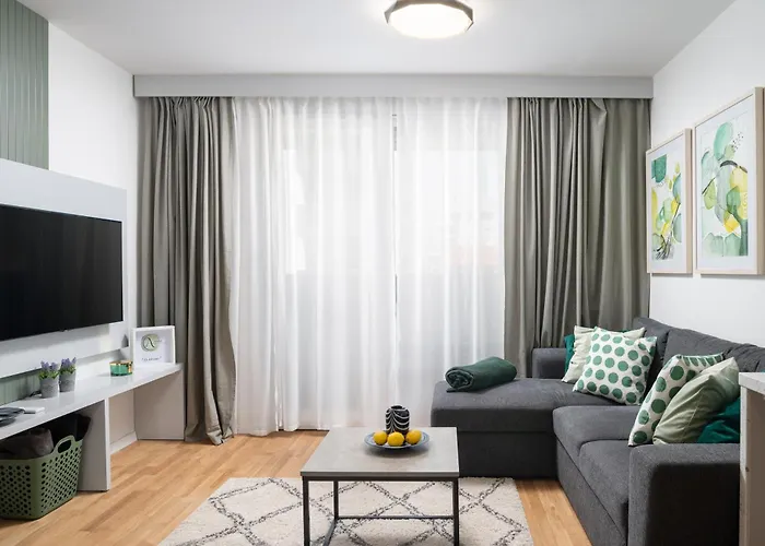 아파트 Anni - Modern & Cosy - With Garage & Balcony 자다르